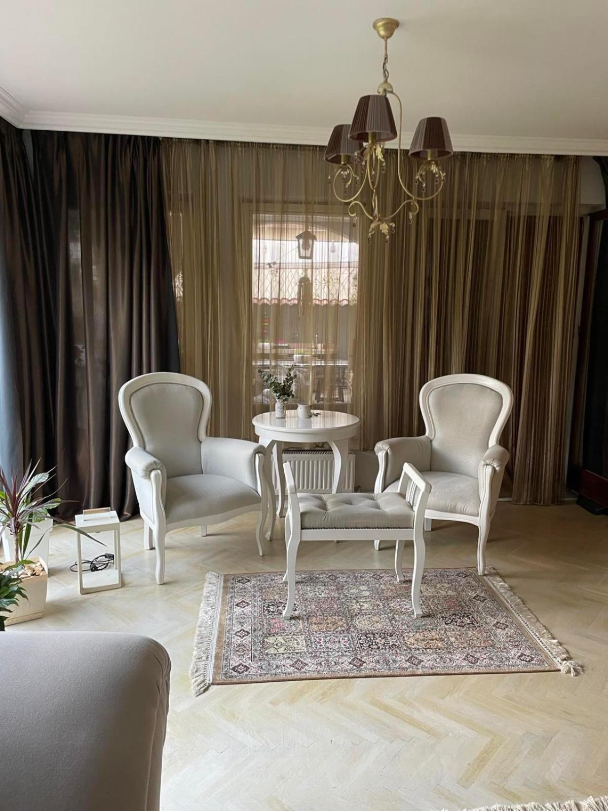 קומאנובו Lux Garden Home D מראה חיצוני תמונה